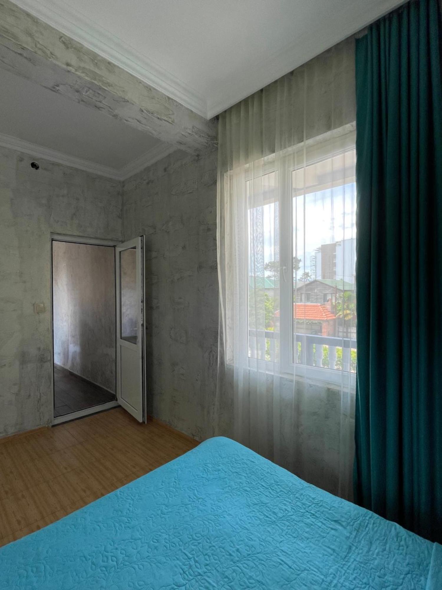 Sun Kissed Hotel Кобулети Екстериор снимка