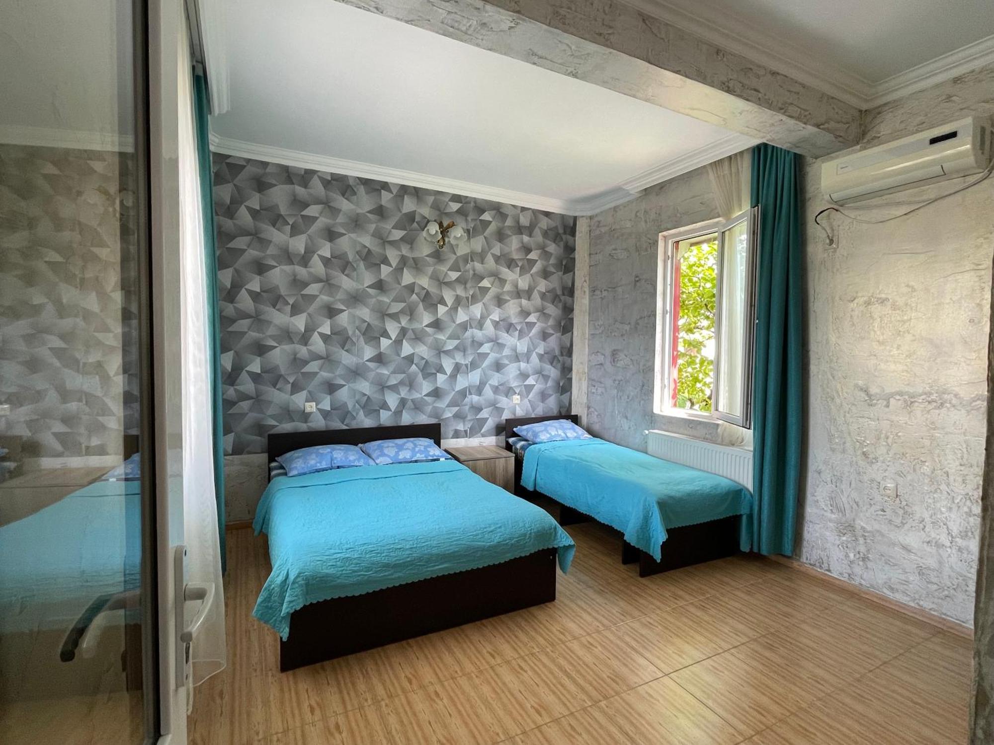 Sun Kissed Hotel Кобулети Екстериор снимка