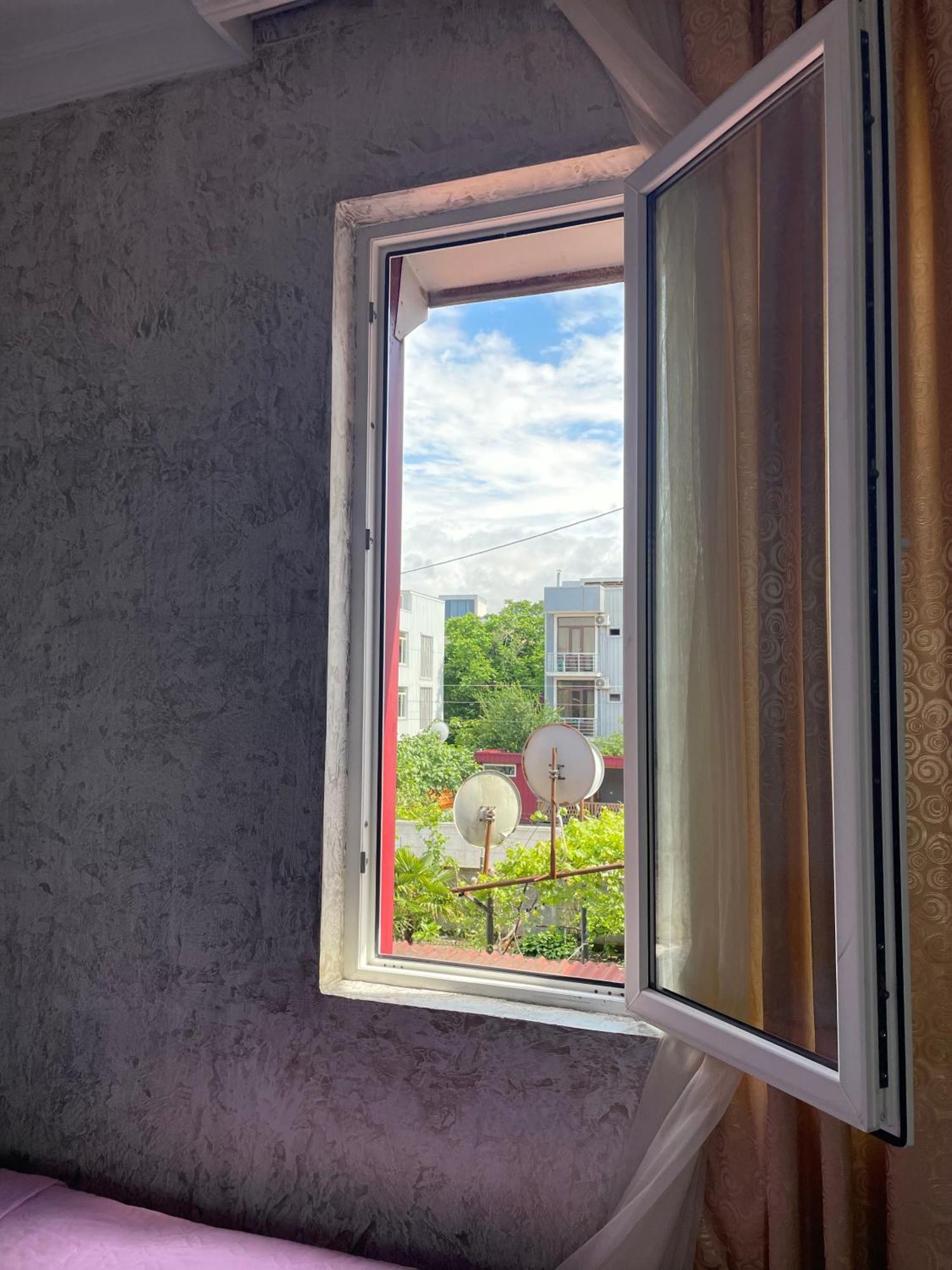 Sun Kissed Hotel Кобулети Екстериор снимка